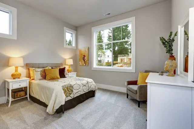 Cheerful Guest Bedroom Ideas in Yellow
