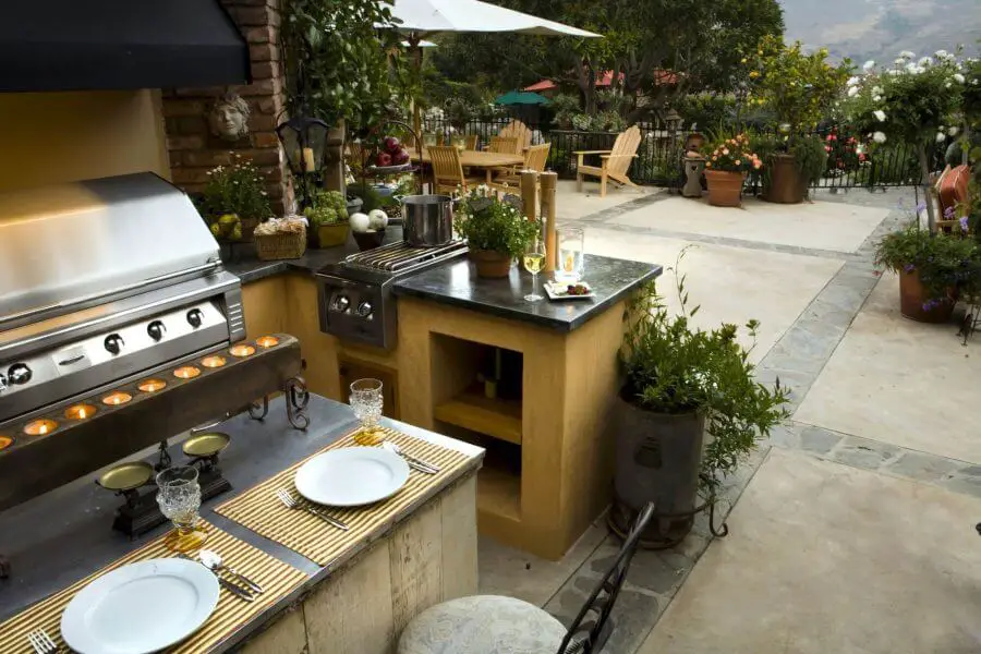 Outdoor Kitchen Ideas and Designs